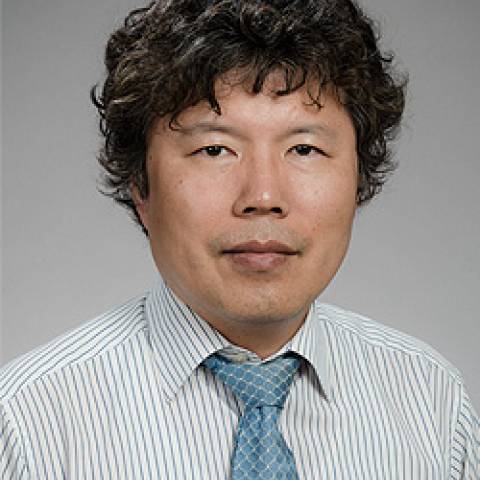 Provider headshot of Kwanghoon "Bobby" Han, MD 